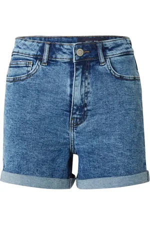 Noisy May Jeans