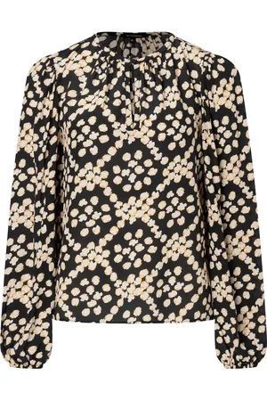 More & More Blouse