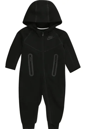 Nike Overall 