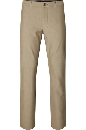 SELECTED Chino 