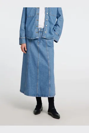 SELECTED Rok