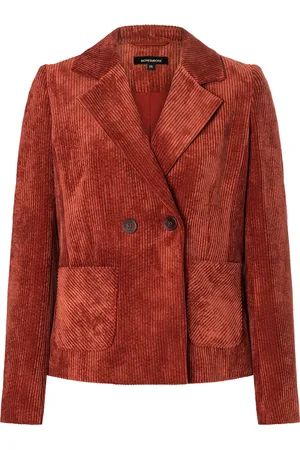 More & More Blazers