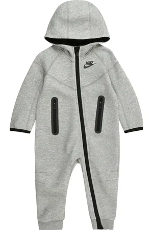 Nike Overall 
