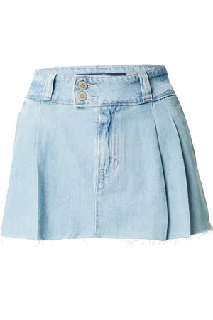 Hollister Rok 