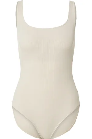GIRLFRIEND COLLECTIVE Sport body