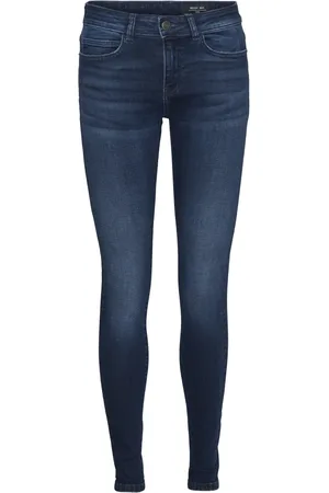 Noisy May Jeans