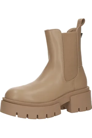 Guess Chelsea boots 