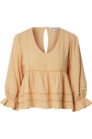 EDITED the label Blouse 