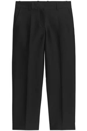 ARKET Cropped Lyocell Trousers - Black