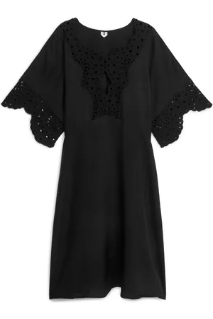 ARKET Midi jurken - Embroidered Midi Dress - Black