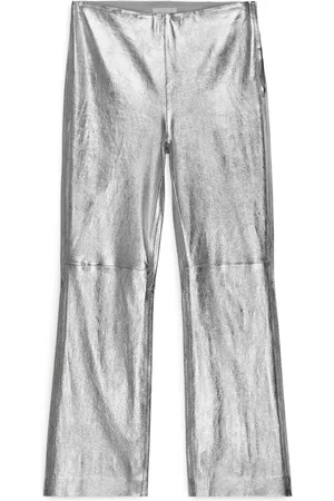 ARKET Dames Leren broeken - Cropped Stretch Leather Trousers - Grey