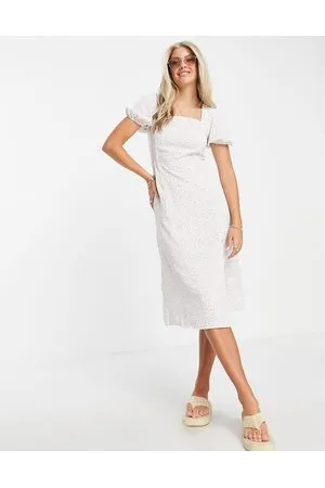 Glamorous Square neck midi dress in lilac ditsy
