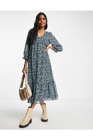 New Look 3/4 sleeve midi dress in ditsy floral