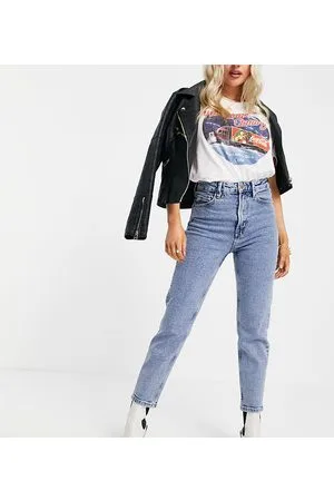 Stradivarius Petite slim mom jean with stretch in washed