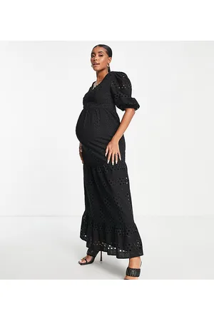 ASOS Dames Feestjurken - ASOS DESIGN Maternity plunge broderie tiered midi dress with button neck in black