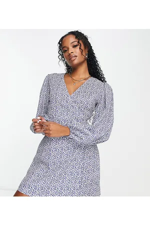 Glamorous Wrap mini tea dress in blue ditsy