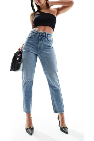 New Look Ripped mom jean in tinted wash