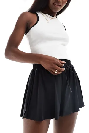 Stradivarius Flippy skort in