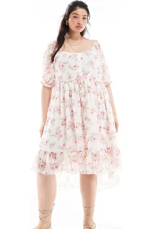 Yours Floaty dress in soft floral