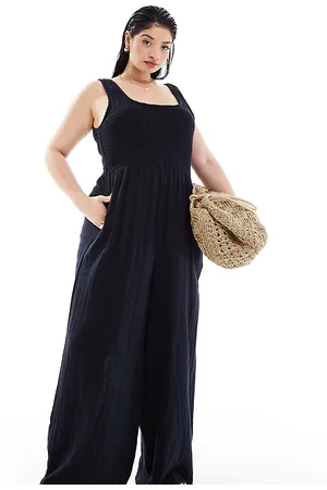 ASOS ASOS DESIGN Curve scoop neck wide leg jumpsuit in