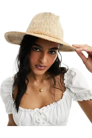 Accessorize Fedora hat in straw