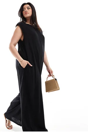 ASOS ASOS DESIGN Curve shoulder pad column wide leg jumpsuit in