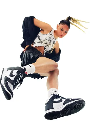 Nike Dunk High trainers in and black