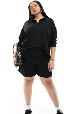 Noisy May High wasted ripple short co-ord in