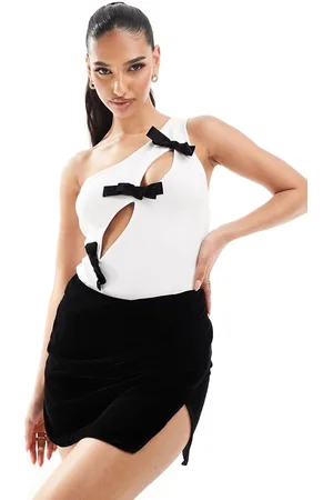 In The Style Exclusive one shoulder contrast bow bodysuit in