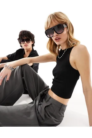 Jeepers Peepers Shield sunglasses in