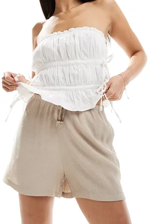ONLY Linen texture pull on short with bead detail in beige
