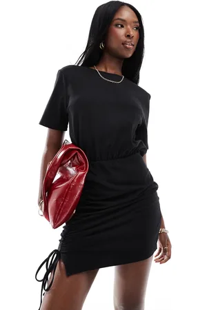 In The Style Exclusive ruched side bodycon t-shirt dress in