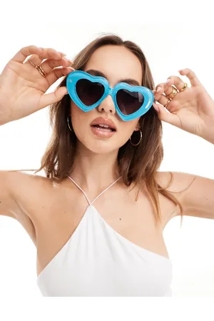 AJ Morgan Festival heart sunglasses in