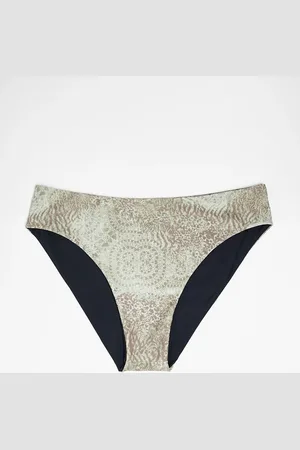 Reclaimed Reversible swim trunk in grey animal print