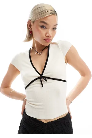 Glamorous V neck pointelle rib top with black contrast ribbon and bow