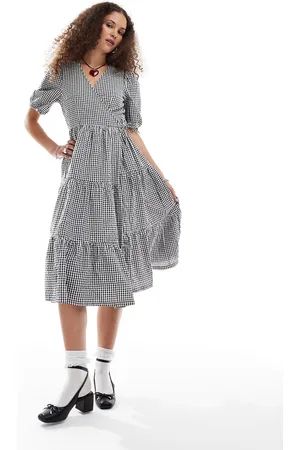 Monki Seersucker wrap midi dress with tiered layers in black and white gingham