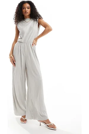 VERO MODA High neck sleeveless plisse jumpsuit in light