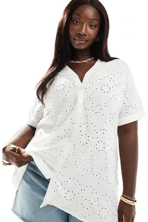 Yours Broderie top in