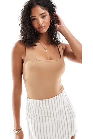 New Look Slinky square neck body in camel