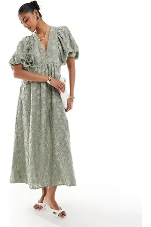 & OTHER STORIES & maxi dress with volume sleeves in light khaki 3D flower jacquard