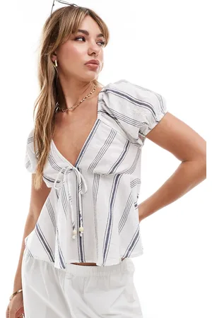 New Look V-neck blouse in stripe