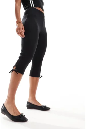 Cotton On Cotton On bella capri pants with bow deail in
