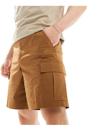 Nike Club woven cargo shorts in