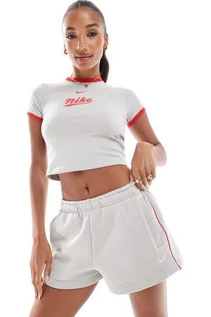 Nike Trend fleece shorts in light