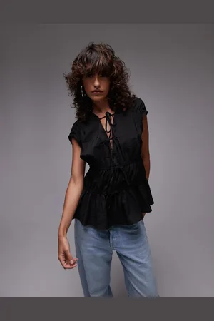 Topshop Sleeveless tie front tiered top in black