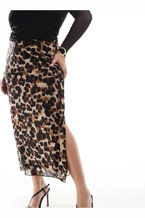 New Look New Look Curve mesh midi skirt in leopard print
