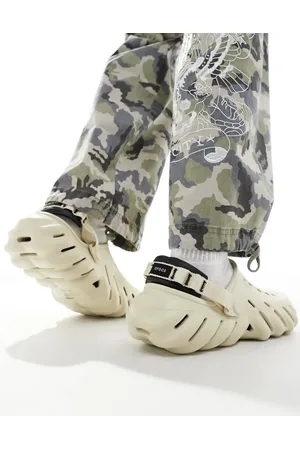 Crocs Unisex Echo clogs in bone