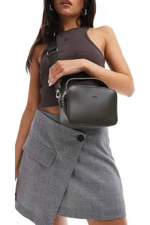 PASQ Crossbody camera bag in dark