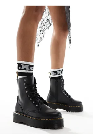 Dr. Martens Unisex Jadon 8-Eye Smooth Leather Platform Boots