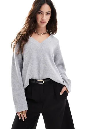 Stradivarius Soft touch v neck jumper in